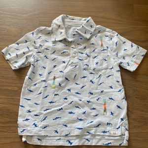 Gap short sleeve polo with sharks in scuba divers
